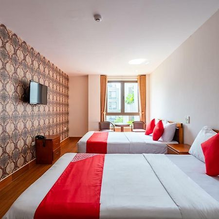 Oyo 236 Hoa Mai Boutique Hotel Đà Nẵng Exterior foto
