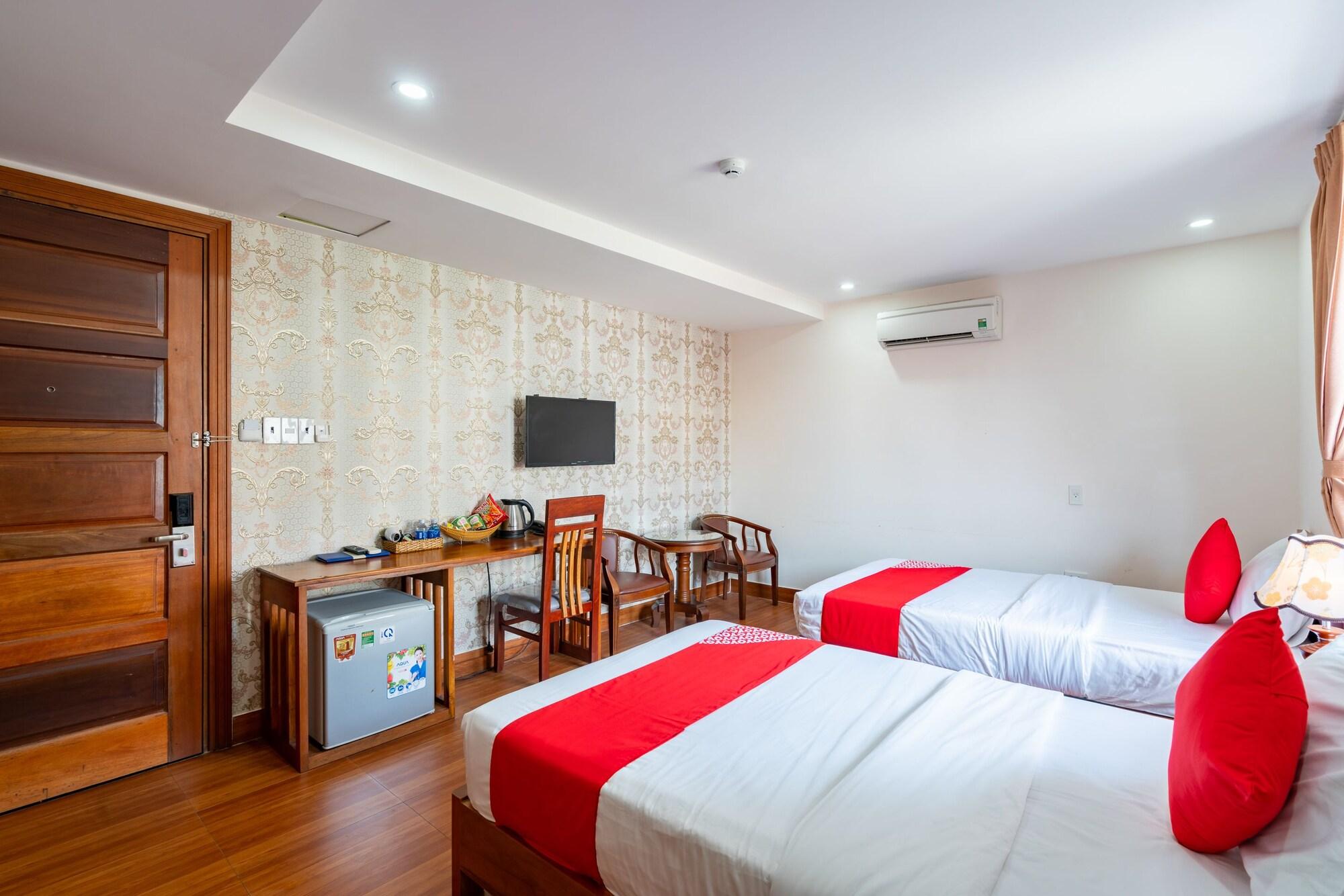 Oyo 236 Hoa Mai Boutique Hotel Đà Nẵng Exterior foto